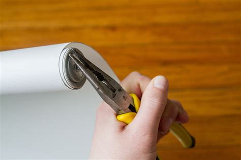 How to Repair Roller Shades .